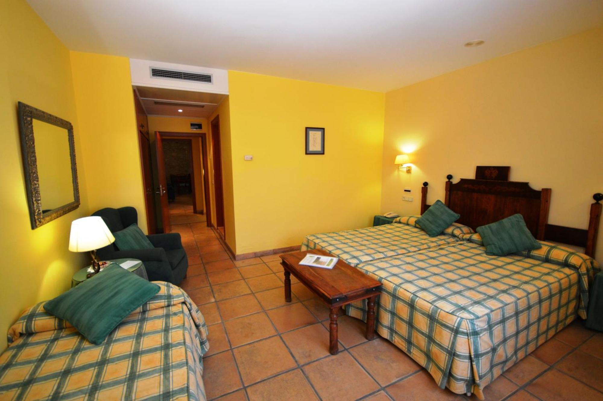 Hotel Can Ceret Sant Pere Pescador Quarto foto