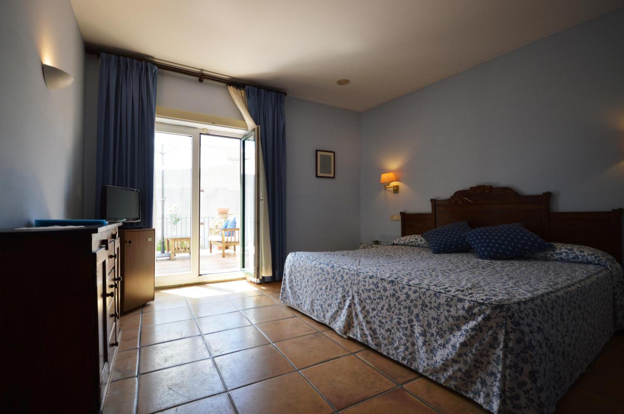 Hotel Can Ceret Sant Pere Pescador Quarto foto