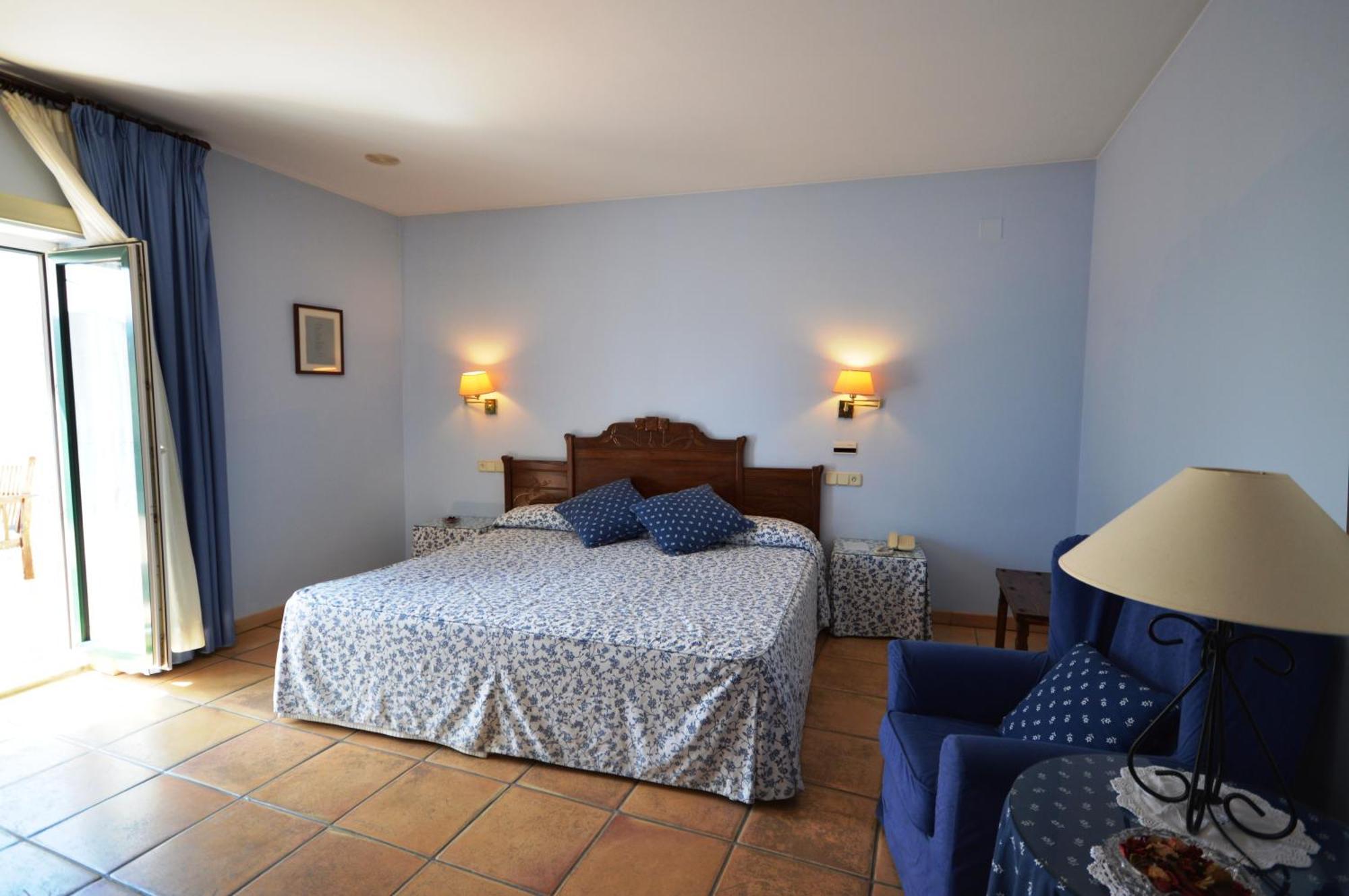 Hotel Can Ceret Sant Pere Pescador Quarto foto