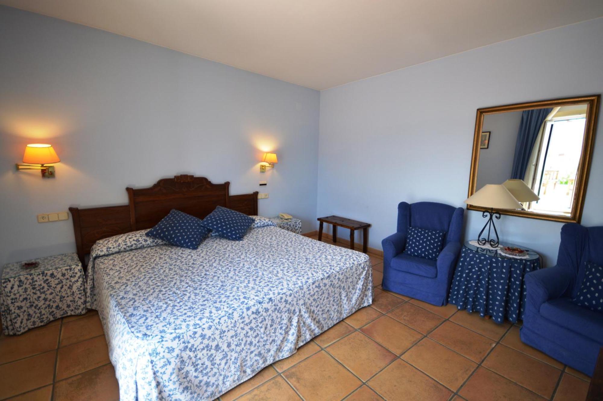 Hotel Can Ceret Sant Pere Pescador Quarto foto